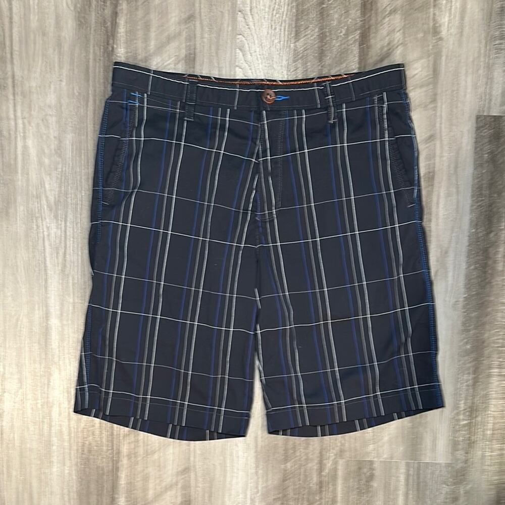 Tommy Bahama Paradise Tech Plaid Shorts - 32
